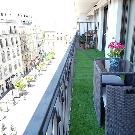 Behouse Avenida Daire Sevilla